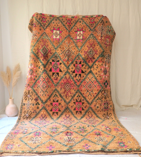 Authentique tapis Berbère Marocain ancien en laine fait main