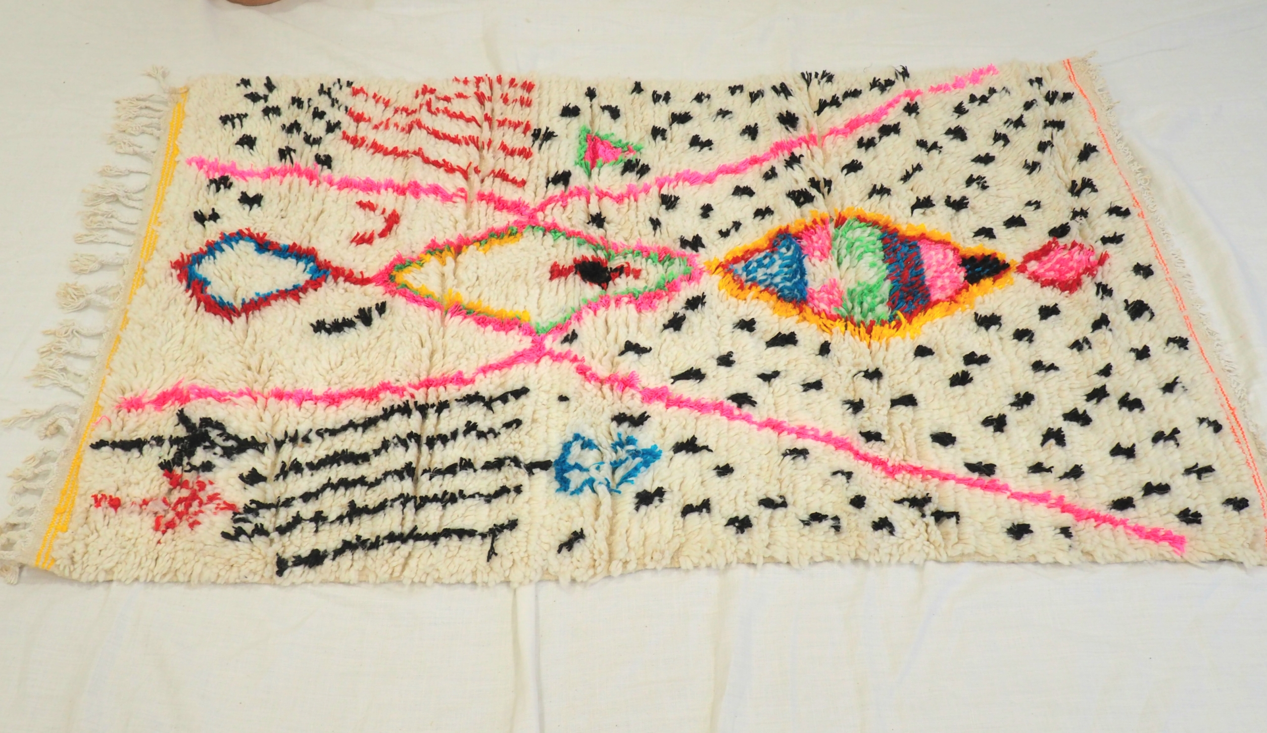 Authentic Berber Moroccan Azilal wwol carpet