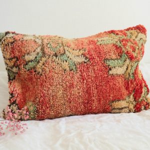 Coussin berbère Marocain fait main à partir d'un tapis vintage