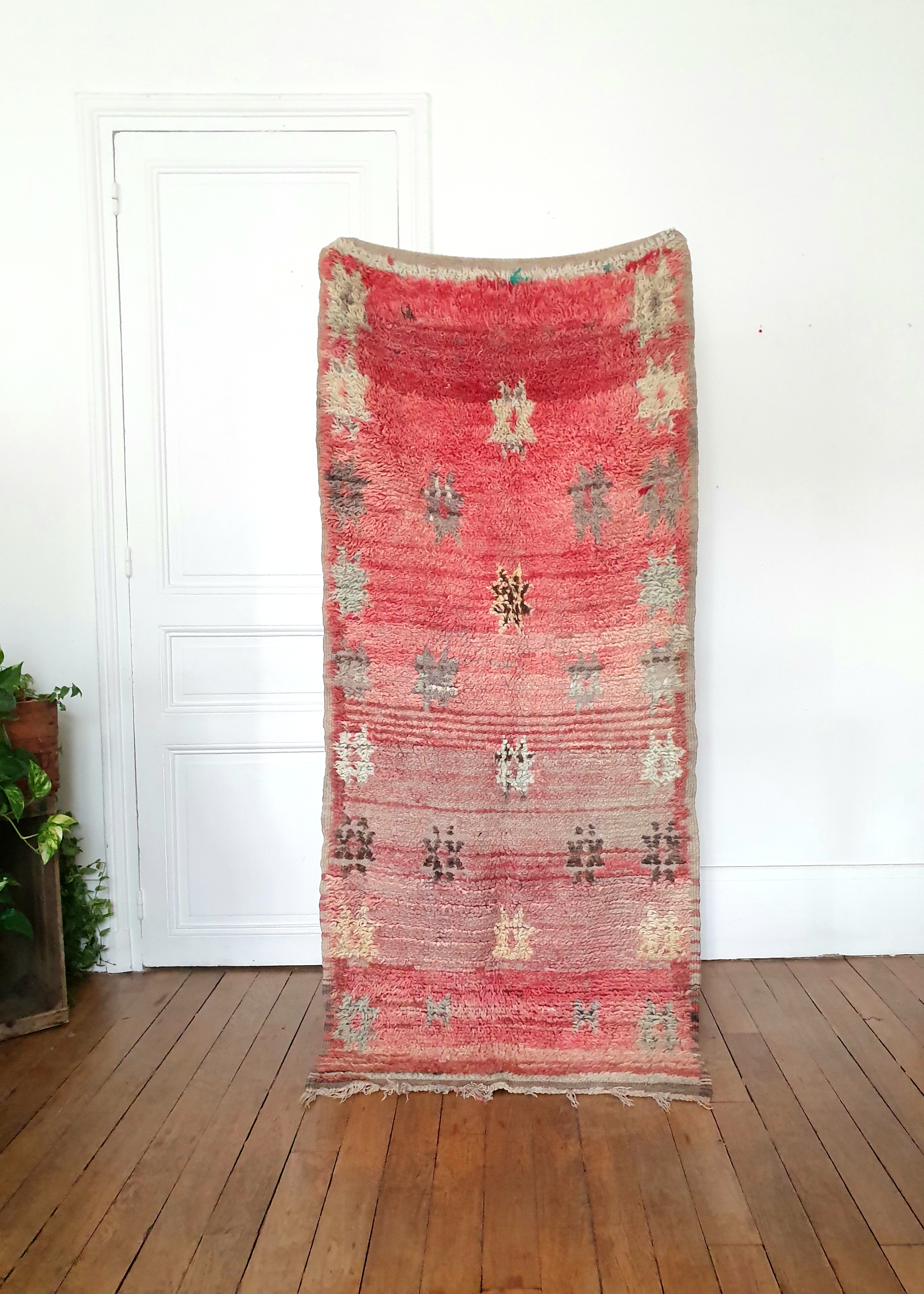 Vintage Moroccan wool rug