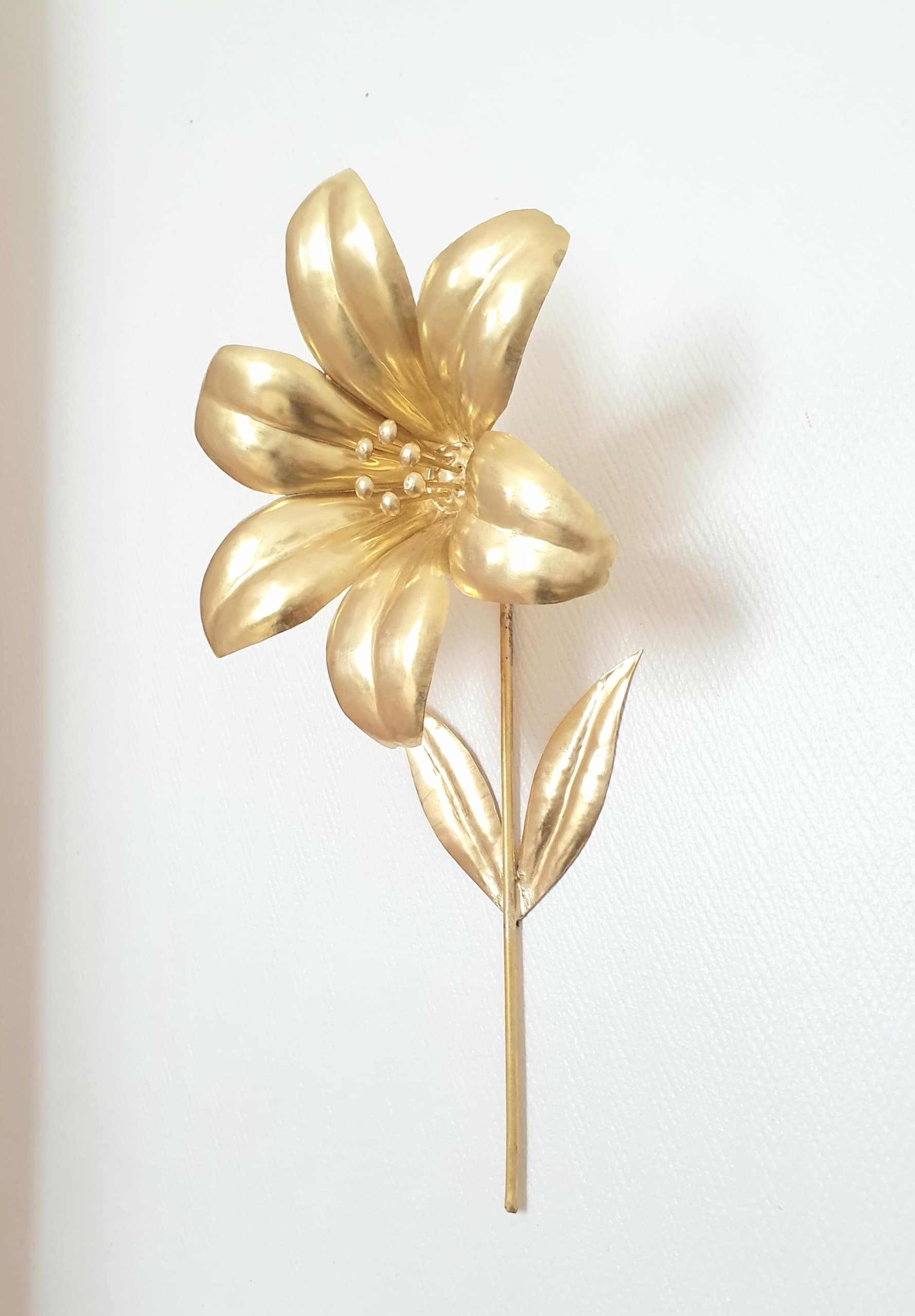 Fleur en métal doré, réalisée à la main - Les Possibles Shop
