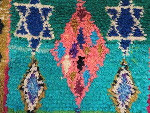 tapis Berbère aux tons verts réalisé à ma main au Maroc