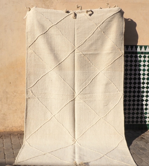 Tapis Berbère tissé à la main au Maroc 100% pure laine vierge de mouton