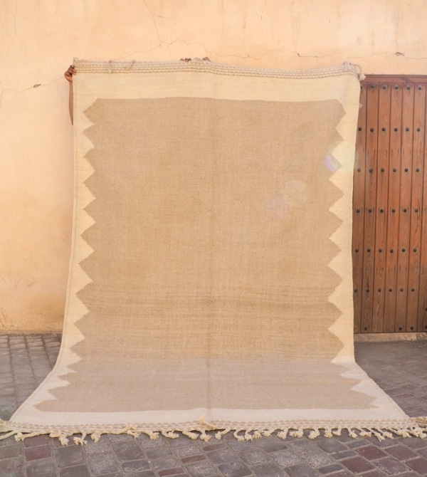 Tapis Berbère Marocain fait main 100 pure laine vierge de mouton