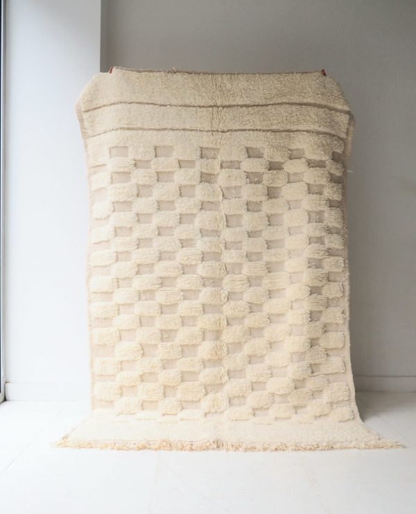 Tapis Berbère écru avec motifs en relief 100% laine