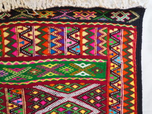 Authentique tapis Berbère fait main en Algérie