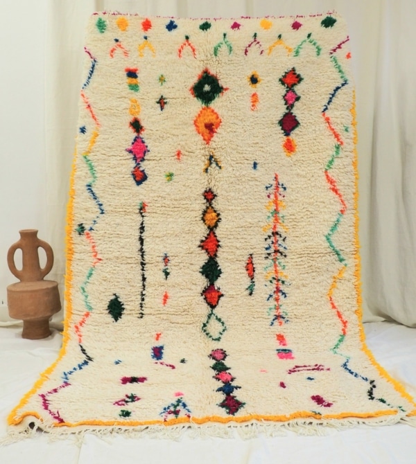 Tapis 100% pure laine fait main au Maroc aux motifs Berbère multicolores