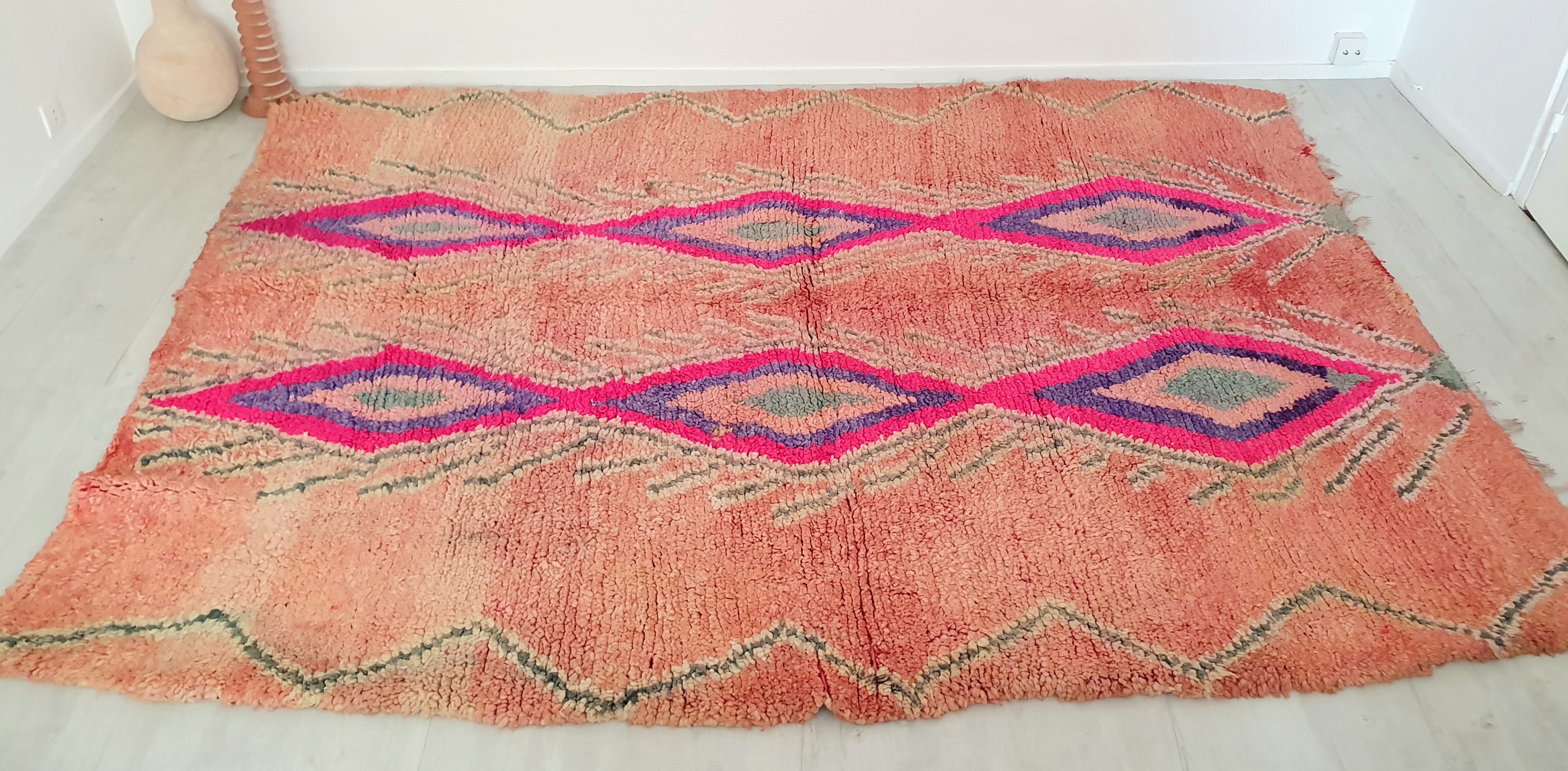 Authentic berber moroccan vintage rug