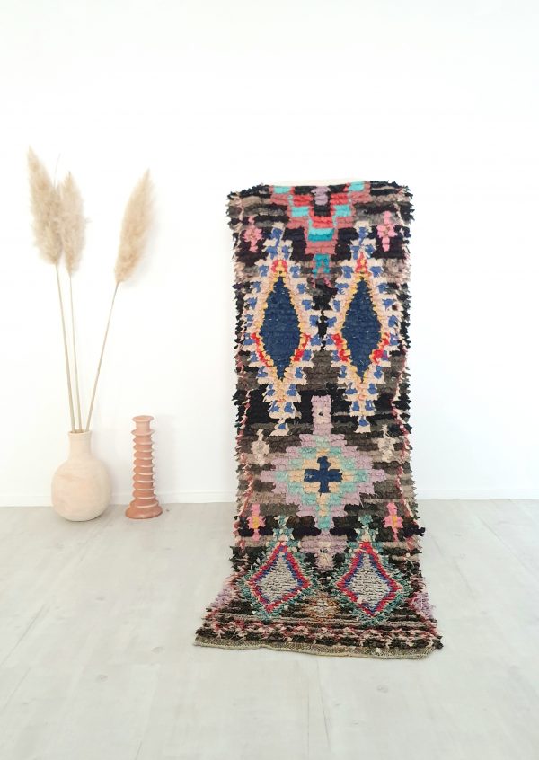 Tapis berbere vintage fait main à partir de chutes de tissus issus de vêtements recyclés