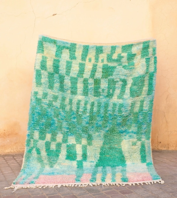 Tapis Berbère coloré fait main au Maroc 100% pure laine de mouton