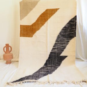 Tapis Marocain fait main en pure laine vierge motifs graphiques color block