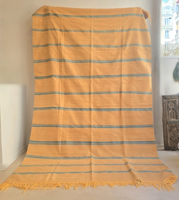 Grande couverture ou grand tapis ancien fait main en Algérie, à Bou Saada