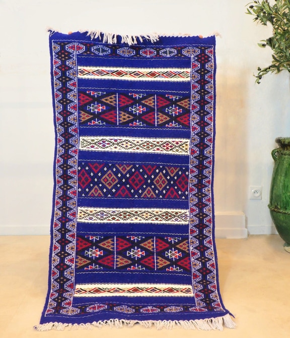 Petit tapis kilim Algérien de Beni Isguen aux motifs Berbères