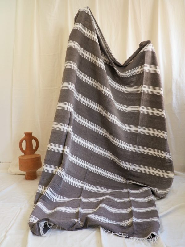 Grand plaid Berbère Marocain fait main à rayures marron et blanches