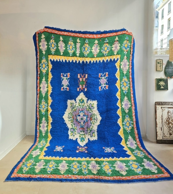 Authentique tapis Amazigh coloré du Maroc tissé main