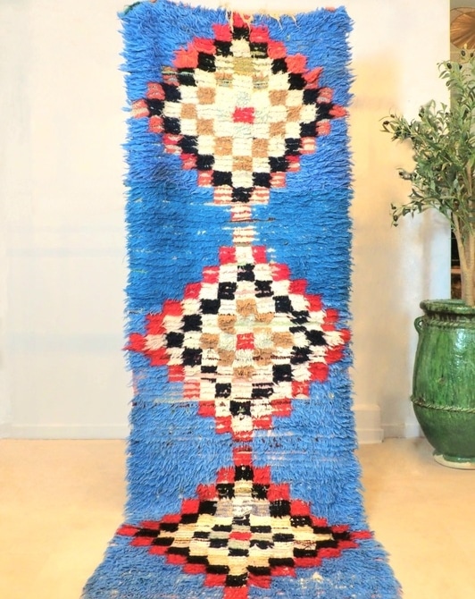 Tapis Berbère vintage fait main au Maroc, aux tons bleus lavable en machine