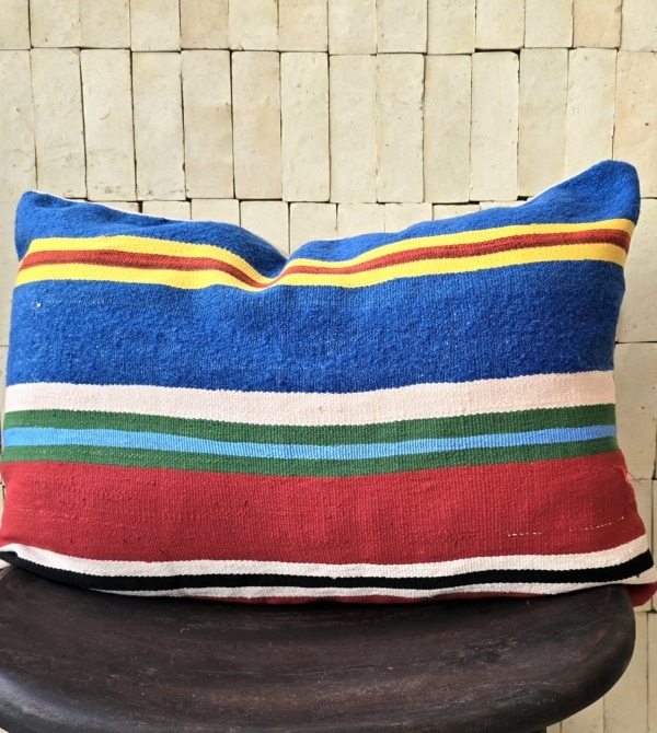 Coussin Berbère Haik vintage rayé multicolore