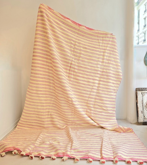 Large vintage Berber blanket from Algeria, handwooven in Tlemcen, pure wool, pink stripes