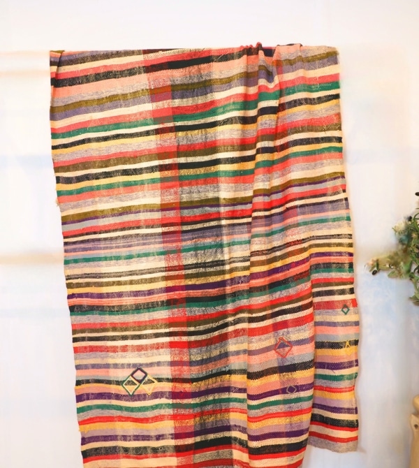 Grande Couverture Berbère Marocaine multicolore ancienne