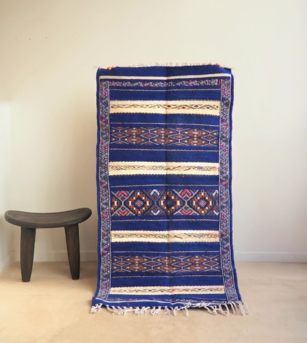 Tapis descente de lit Mozabite Algérien fait main bleu et motifs Amazigh