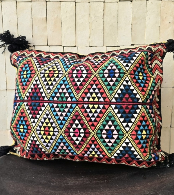 Algerian Berber Chaoui cushion made of pure wool