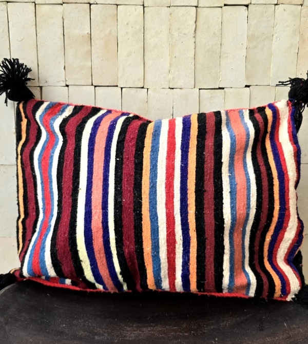 Housse de coussin double face réalisée à la main en Algérie dans les Aurès